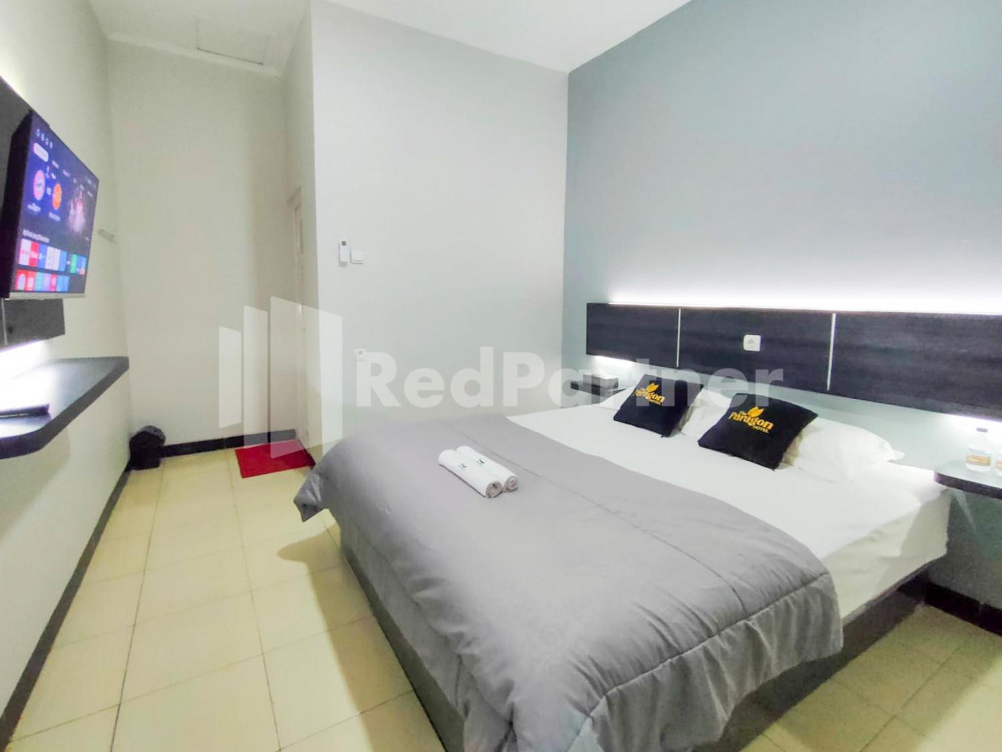 The Paragon Hotel Cilacap Redpartner Extérieur photo